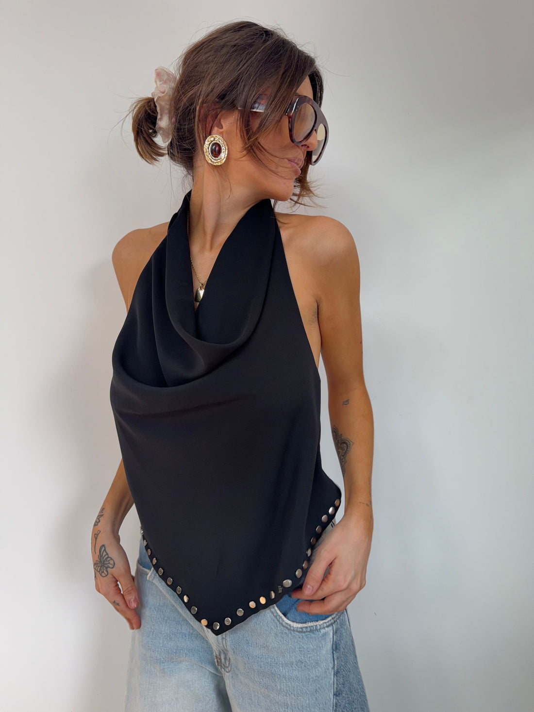 Top dos nu à clous - noir