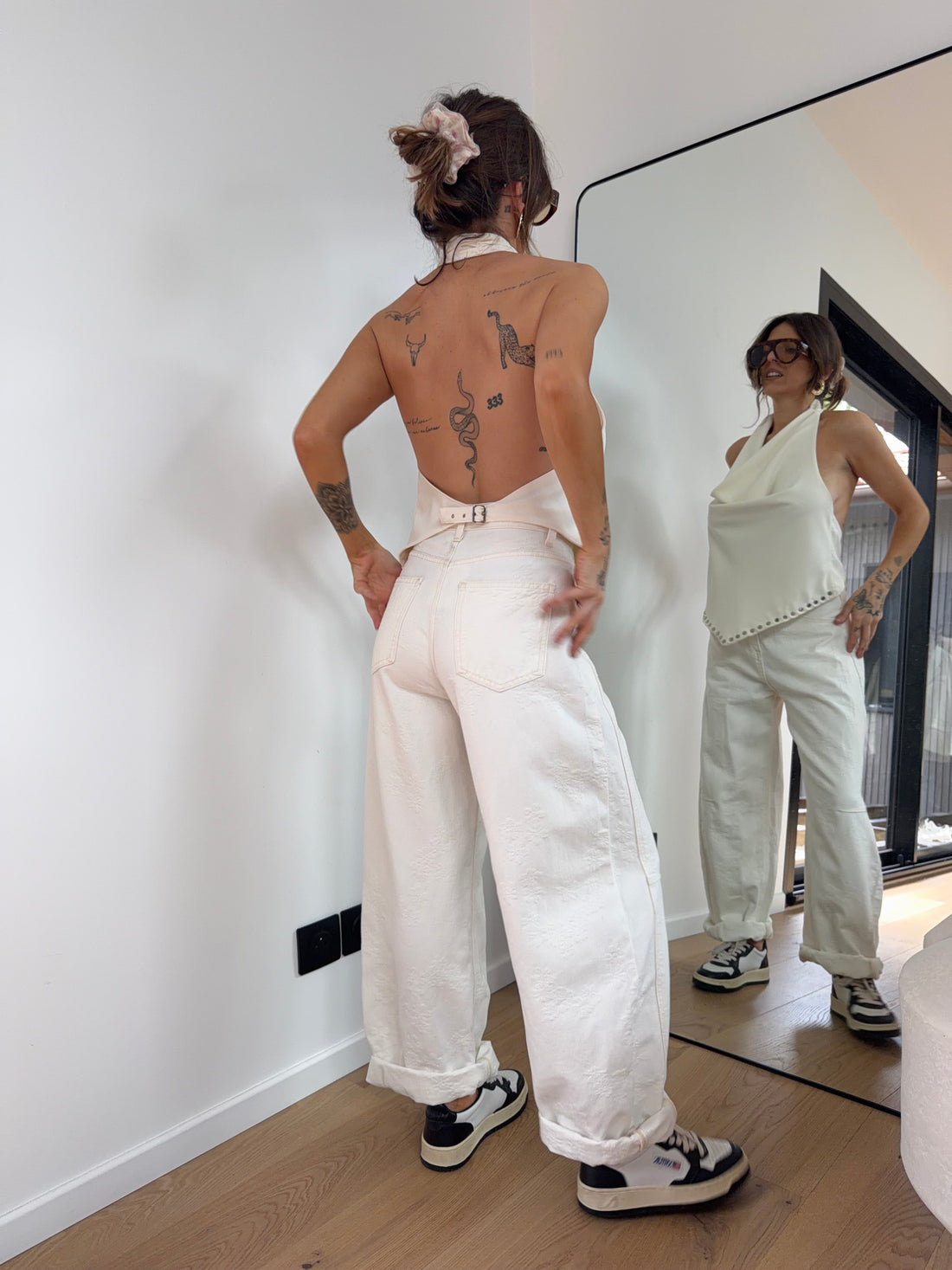 Jeans à détails fleuris beige